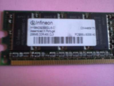 Kit memorie ram DDR1 infineon256x2mb 400mhz pc3200 cl3 made in Portugalia foto