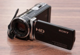 Sony HDR-CX190, Card Memorie