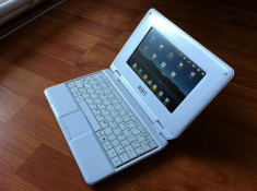 Mini Laptop Netbook AIRIS Alb/White NOU IMPECABIL *** SUPER OFERTA *** foto