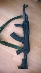 AK47C CYMA TACTICAL FULL METAL + GENATA DE TRANSPORT foto