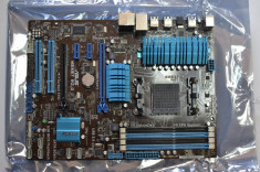 Placa baza Socket Am3+ ASUS M5A97 R2.0 (4 sloturi DDR3 / 6 porturi SATA3 / USB 3/ Gigabit Lan / Sound 7.1 / quad cross fire) foto