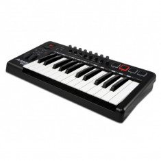 ALESIS QX25 foto