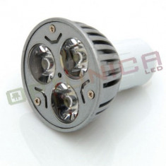 Lampa LED E27 - 3 x 1W 220V - lumina alba calda foto