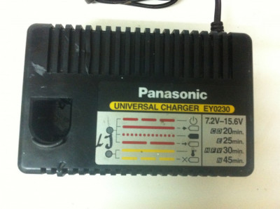 Incarcator PANASONIC EY0230 Universal de 7,2V-15,6V foto