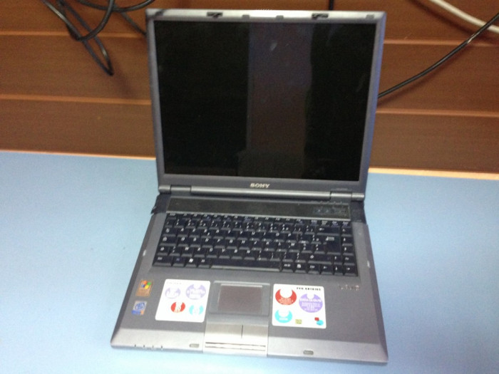 LAPTOP SONY VAIO PCG-8N2M PCG-GRT816S DEFECT / PT DEZMEMBRARE