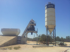 afacere de vanzare statie de betoane Libia foto