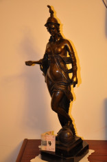 Sculptura bronz Zeita Diana pe marmura neagra. Sculptura bronz dupa A Carrier. foto