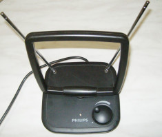 Antena PHILIPS cu amplificator , de interior pentru TV si radio foto