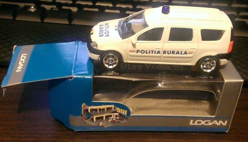 Macheta metal Dacia LOGAN MCV Politia Rurala noua, in cutie din seria de 3  inch (5cm) | arhiva Okazii.ro