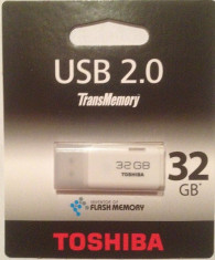 Stick 32GB Toshiba - TransMemory foto