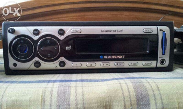 Blaupunkt Melbourne + boxe