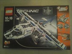 LEGO TEHNIC AVION MODEL 42025 SIGILAT 10-16 ani foto