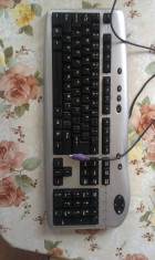 tastatura ps2 foto