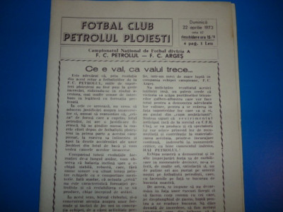 Program meci fotbal PETROLUL PLOIESTI - FC ARGES Pitesti 22.04.1973 foto