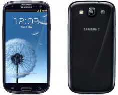 Samsung Galaxy S3 I9300 black noi noute sigilate la cutie,2ani garantie cu toate accesoriile!!PRET:950lei foto