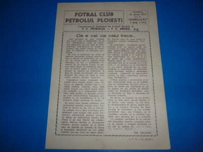 Program meci fotbal PETROLUL PLOIESTI - FC ARGES Pitesti 22.04.1973 (2) foto