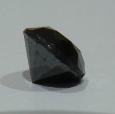 Diamant natural negru de 2.85ct foto