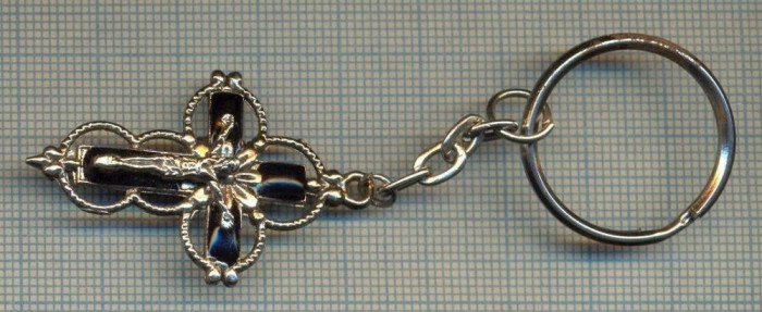 ATAM2001- Breloc 258, pentru colectionari - CRUCIFIX -starea care se vede