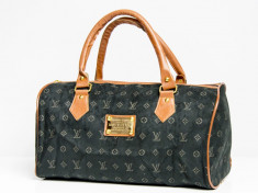 Geanta / Poseta de umar Louis Vuitton + Cadou Surpriza foto