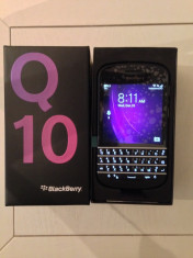 Telefon BlackBerry Q10. Un cadou excelent in preajma sarbatorilor si nu numai! foto