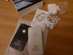 Replica Iphone 4S NOU dual sim , display 3.2 inci touchscreen , camera foto , mp3 , bluetooth , slot card micro sd - NOU , pachet complet foto