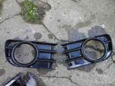 Vand grile stanga+dreapta bara fata Renault Megane 2004