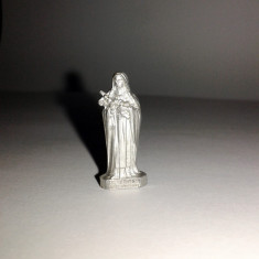 Statueta miniatura a Sfintei Tereza, cu Iisus rastignit foto