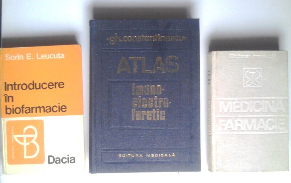 Trei carti pentru farmacisti | arhiva Okazii.ro