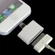 Adaptor USB de la 8 pini la 30 pini pentru Apple iPhone 5, iPod Touch 5, iPod Nano, Mini iPad sau iPad 4 foto