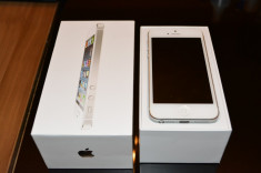 iPHONE 5 ALB NEVERLOCK 16GB foto