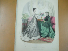 Moda costum evantai manusi rochie gravura color La mode illustree Paris 1867 foto