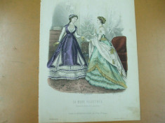 Moda costum rochie evantai gravura color La mode ilustree Paris 1868 foto