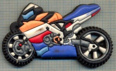 ATAM2001 705 - TEMATICA MOTOCICLISM - PLACHETA PLASTIC + MAGNET, PENTRU FIXARE DECORATIVA, PE FRIGIDER(PE ORICE SUPORT METALIC) -starea care se vede foto