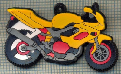 ATAM2001 722 - TEMATICA MOTOCICLISM - PLACHETA PLASTIC + MAGNET, PENTRU FIXARE DECORATIVA, PE FRIGIDER(PE ORICE SUPORT METALIC) -starea care se vede foto