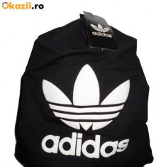 Caciula ADIDAS , Fes, Beanie. Un accesoriu obligatoriu pentru iarna! foto