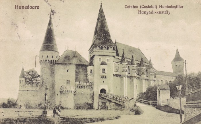 CARTE POSTALA HUNEDOARA Cetatea ( Castelul ) Huniadestilor Circulata