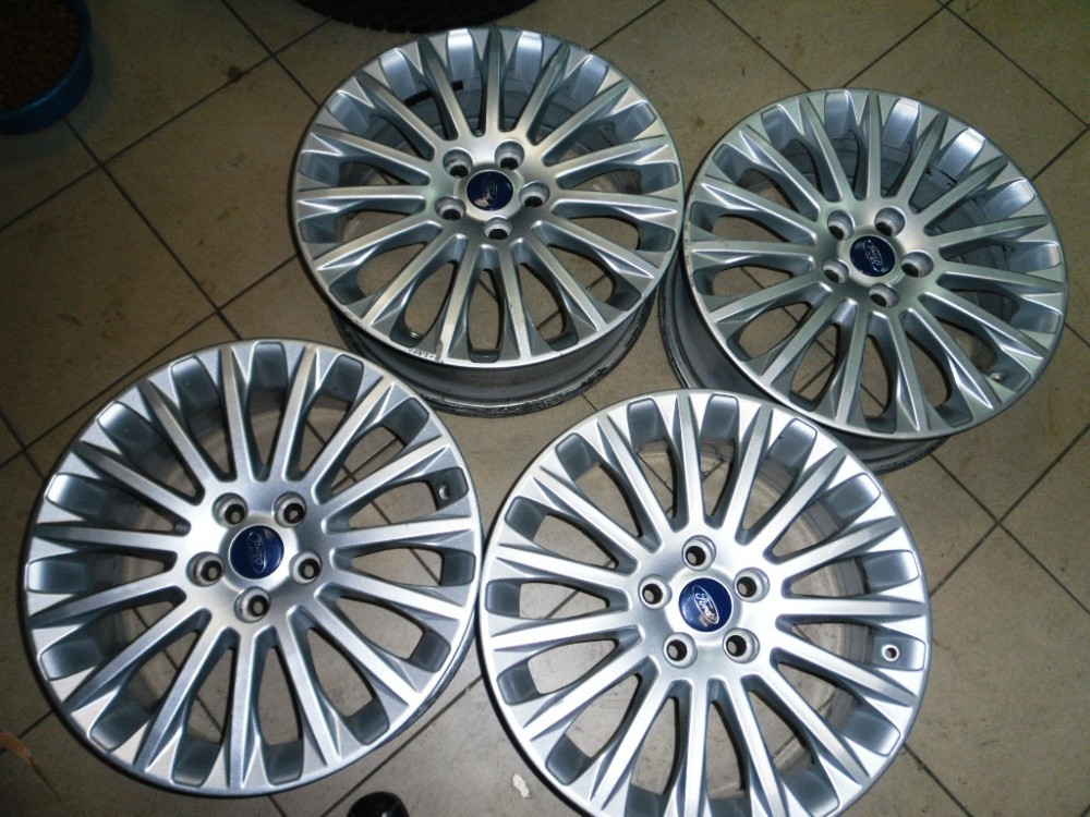 SET JANTE FORD 5X108 R17 ORIGINALE !! NEW FOCUS , MONDEO!!! | arhiva  Okazii.ro