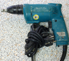 autofiletanta rigips Makita 6820V foto