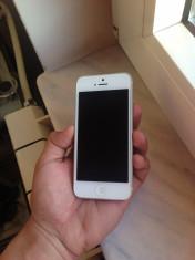 iPhone 5 White 16GB ( iCloud - FARA MESAJ PROPRIETAR - SUPER PRET! ) foto
