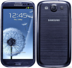 Samsung Galaxy S3 I9300 NOU , neverlocked , Blue , Quad-core , 8Mpx , display 4.8 inci - NOU , pachet complet + cadou - livrare curier cu verificare foto