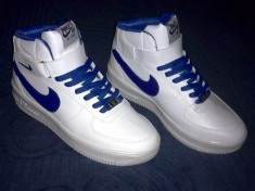 ADIDASI GHETE NIKE AIR FORCE ONE BARBATI foto