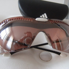 Deosebiti ochelari de ski Adidas originali,made in Austria ,marimea L ,stare perfecta ,cadou ideal