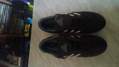 Crampoane Adidas ( Papuci de fotbal ). foto