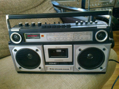 Boombox, Radio Casetofon vintage Sanyo Conic, stare excelenta. foto