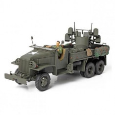 1472.Macheta US 2,5to TRANSPORT LKW MIT AA MACHINE GUN - FORCES OF VALOR scara 1:32 foto