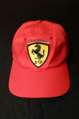 Basca Ferrari Official Licensed Product; 100% bumbac; marime reglabila; impecabila, ca noua foto