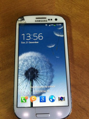 Vand Samsung Galaxy S3 i9300, 16GB, alb, neverlocked, TRANSPORT GRATUIT foto