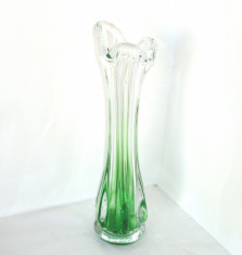 Vaza semicristal polilobata, verde kiwi, suflata manual - Soliflora - design Viking Glass, anii 50 (3 + 1 GRATIS!) foto