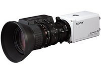 Sony DXC-930 1/2-Inch 3-CCD Color Video Camera foto