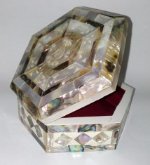 Caseta hexagonala pentru bijuterii, realizata manual sidef - abalone foto